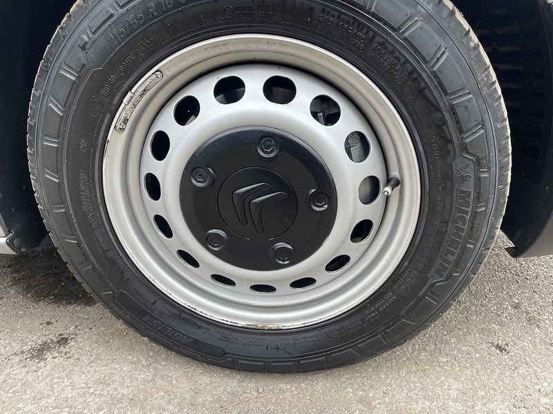 Citroen e-Dispatch e 1000 75 kWh Enterprise Edition M Auto MWB 6dr (7.4kW Charger) - U806