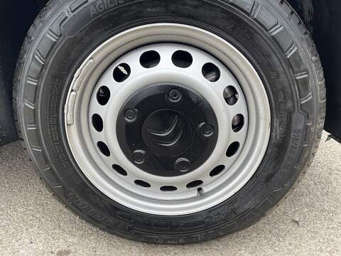 Citroen e-Dispatch e 1000 75 kWh Enterprise Edition M Auto MWB 6dr (7.4kW Charger) - U806