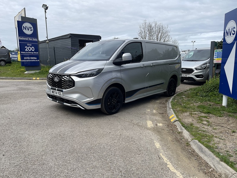 Ford E-Transit Custom 320 65kWh Sport Auto L1 H1 5dr - U808