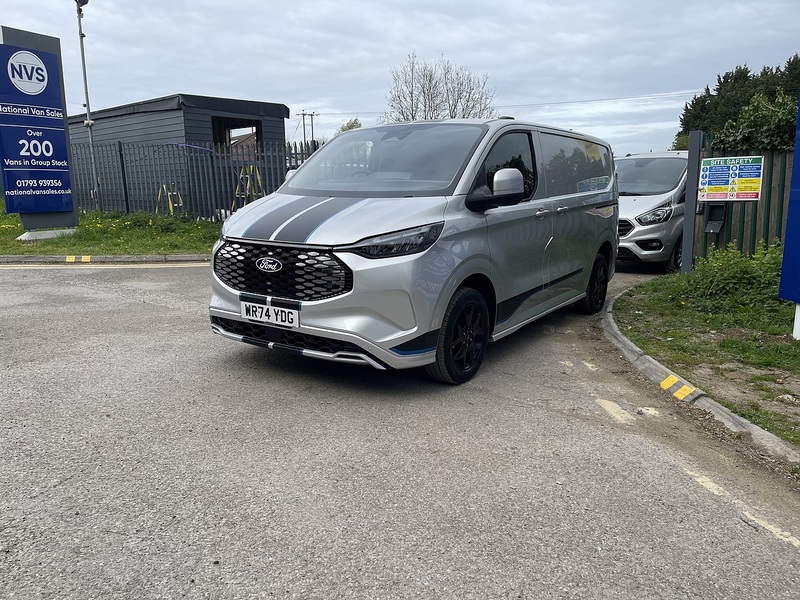 Ford E-Transit Custom 320 65kWh Sport Auto L1 H1 5dr - U808
