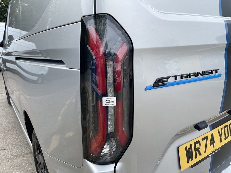 Ford E-Transit Custom 320 65kWh Sport Auto L1 H1 5dr - U808