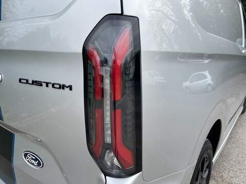 Ford E-Transit Custom 320 65kWh Sport Auto L1 H1 5dr - U808