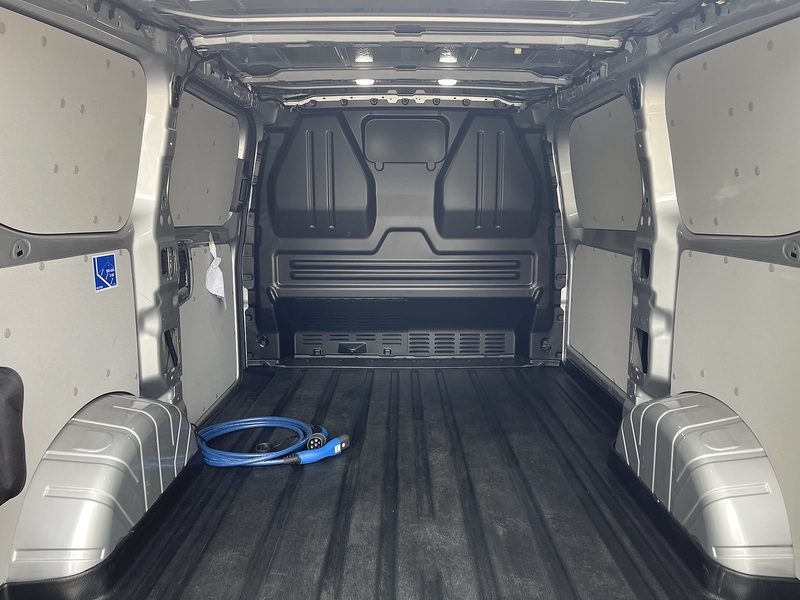 Ford E-Transit Custom 320 65kWh Sport Auto L1 H1 5dr - U808