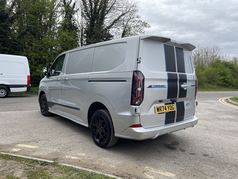 Ford E-Transit Custom 320 65kWh Sport Auto L1 H1 5dr - U808