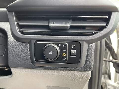 Ford E-Transit Custom 320 65kWh Sport Auto L1 H1 5dr - U808