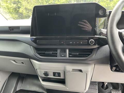 Ford E-Transit Custom 320 65kWh Sport Auto L1 H1 5dr - U808