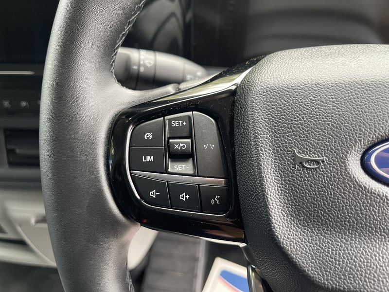 Ford E-Transit Custom 320 65kWh Sport Auto L1 H1 5dr - U808