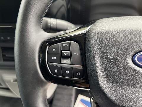 Ford E-Transit Custom 320 65kWh Sport Auto L1 H1 5dr - U808