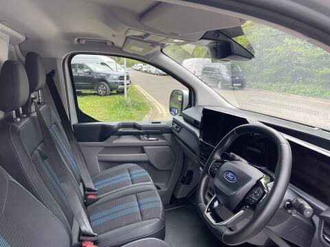 Ford E-Transit Custom 320 65kWh Sport Auto L1 H1 5dr - U808