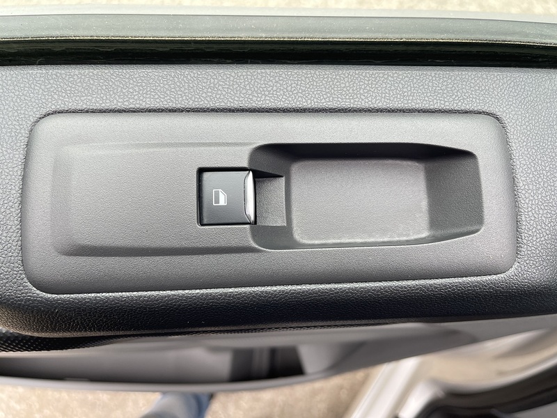 Ford E-Transit Custom 320 65kWh Sport Auto L1 H1 5dr - U808
