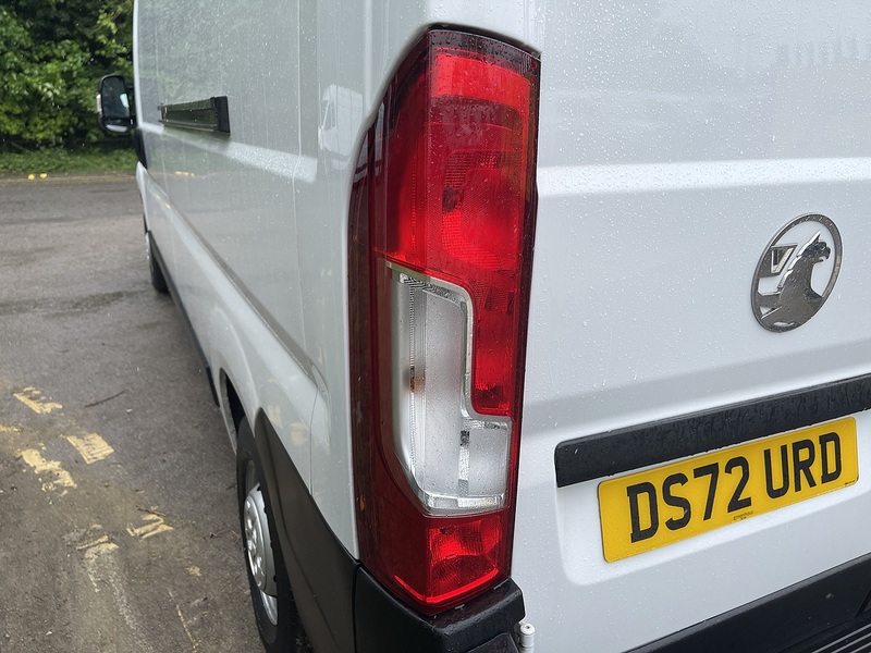 Vauxhall Movano 2.2 CDTi 3500 BiTurbo Prime FWD L3 H2 Euro 6 (s/s) 5dr - U810