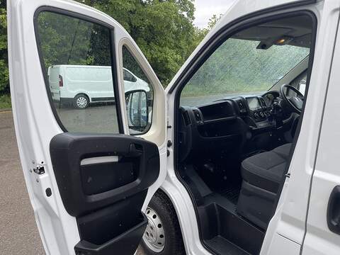 Vauxhall Movano 2.2 CDTi 3500 BiTurbo Prime FWD L3 H2 Euro 6 (s/s) 5dr - U810