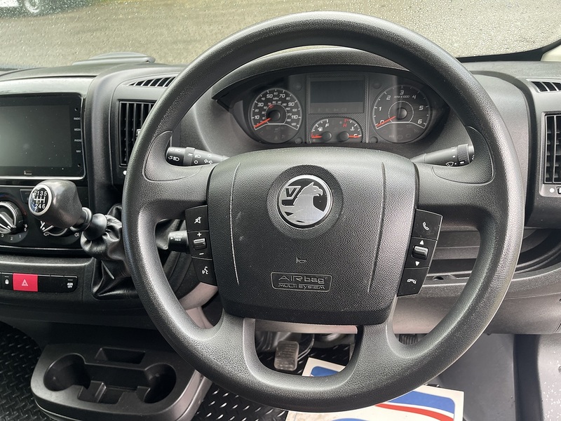 Vauxhall Movano 2.2 CDTi 3500 BiTurbo Prime FWD L3 H2 Euro 6 (s/s) 5dr - U810