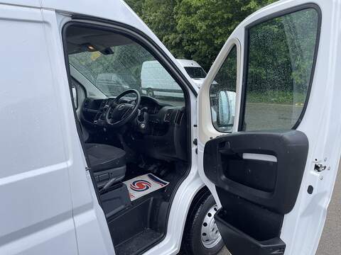 Vauxhall Movano 2.2 CDTi 3500 BiTurbo Prime FWD L3 H2 Euro 6 (s/s) 5dr - U810