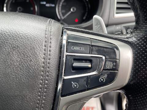 Mitsubishi L200 2.2 DI-D DC Barbarian X Auto 4WD Euro 6 (s/s) 4dr - U811