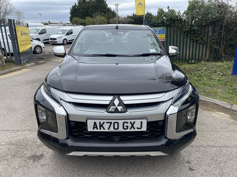 Mitsubishi L200 2.2 DI-D DC Barbarian X Auto 4WD Euro 6 (s/s) 4dr - U811