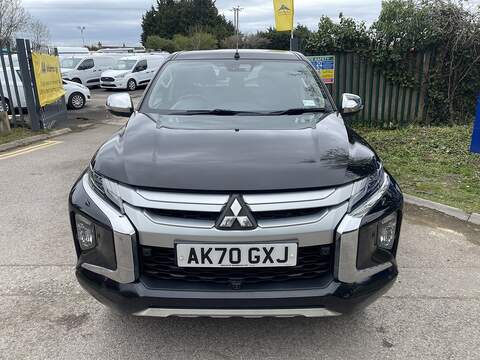 Mitsubishi L200 2.2 DI-D DC Barbarian X Auto 4WD Euro 6 (s/s) 4dr - U811