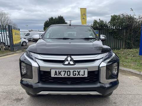 Mitsubishi L200 2.2 DI-D DC Barbarian X Auto 4WD Euro 6 (s/s) 4dr - U811
