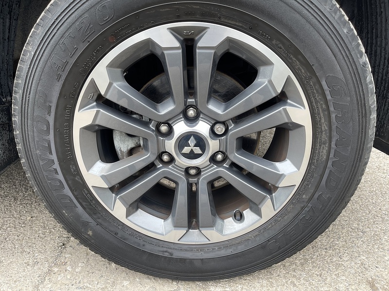 Mitsubishi L200 2.2 DI-D DC Barbarian X Auto 4WD Euro 6 (s/s) 4dr - U811