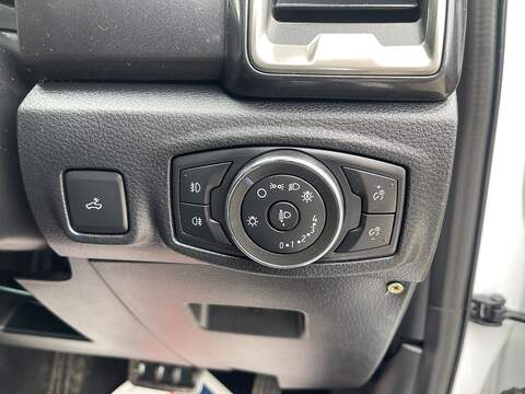 Ford Ranger 2.0 EcoBlue Wildtrak Auto 4WD Euro 6 (s/s) 4dr - U813