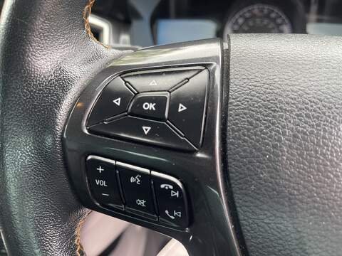 Ford Ranger 2.0 EcoBlue Wildtrak Auto 4WD Euro 6 (s/s) 4dr - U813