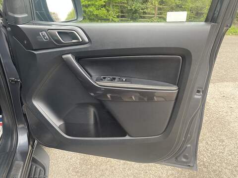 Ford Ranger 2.0 EcoBlue Wildtrak Auto 4WD Euro 6 (s/s) 4dr - U814