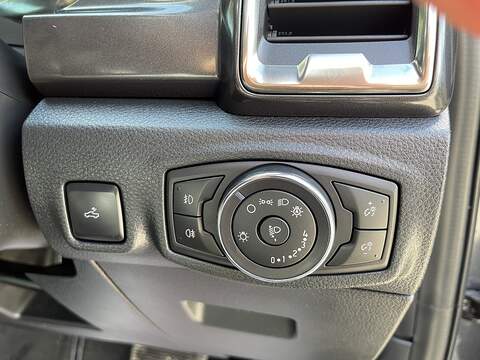 Ford Ranger 2.0 EcoBlue Wildtrak Auto 4WD Euro 6 (s/s) 4dr - U819