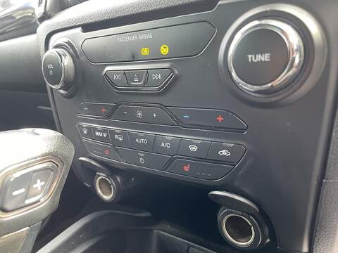Ford Ranger 2.0 EcoBlue Wildtrak Auto 4WD Euro 6 (s/s) 4dr - U821