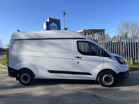 Ford Transit Custom 2.0 320 EcoBlue Panel Van 5dr Diesel Manual L2 H2 Euro 6 (130 ps) - U824