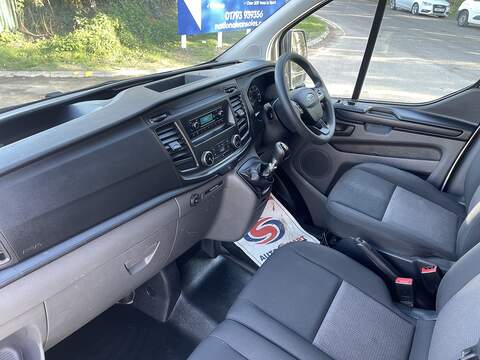Ford Transit Custom 2.0 320 EcoBlue Panel Van 5dr Diesel Manual L2 H2 Euro 6 (130 ps) - U824