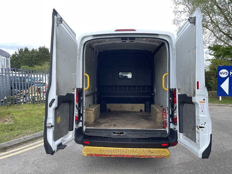 Ford Transit 2.0 350 EcoBlue Crew Van FWD L3 H2 Euro 6 6dr - U831
