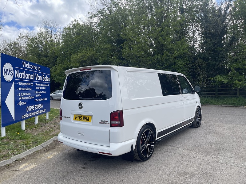 Volkswagen Transporter Sportline Transporter Sportline Sportline T32 Combi Van 1 Manual Diesel - U832