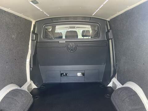 Volkswagen Transporter Sportline Transporter Sportline Sportline T32 Combi Van 1 Manual Diesel - U832