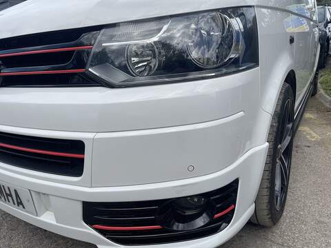 Volkswagen Transporter Sportline Transporter Sportline Sportline T32 Combi Van 1 Manual Diesel - U832