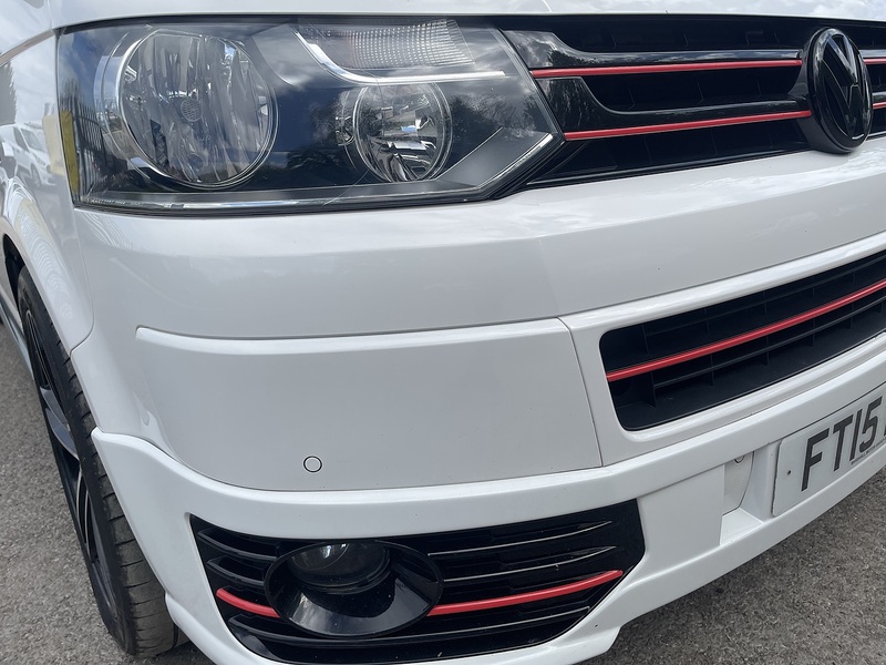 Volkswagen Transporter Sportline Transporter Sportline Sportline T32 Combi Van 1 Manual Diesel - U832