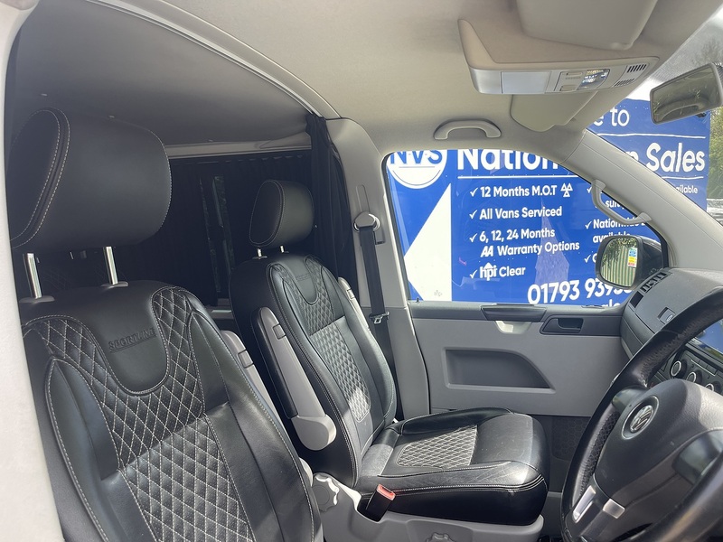Volkswagen Transporter Sportline Transporter Sportline Sportline T32 Combi Van 1 Manual Diesel - U832