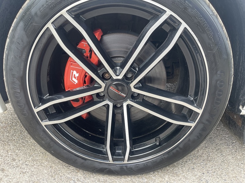 Volkswagen Transporter Sportline Transporter Sportline Sportline T32 Combi Van 1 Manual Diesel - U832