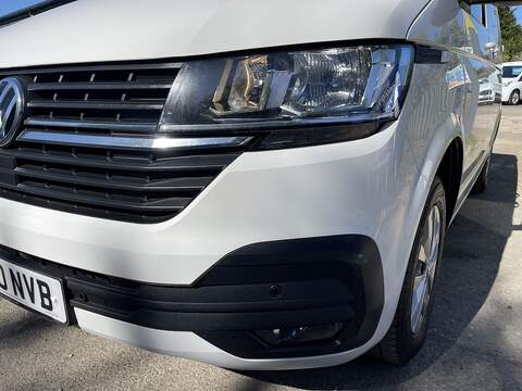 Volkswagen Transporter 2.0 TDI T28 Highline FWD SWB Euro 6 (s/s) 5dr - U833