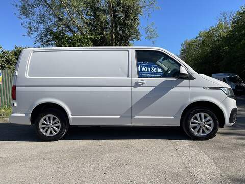 Volkswagen Transporter 2.0 TDI T28 Highline FWD SWB Euro 6 (s/s) 5dr - U833