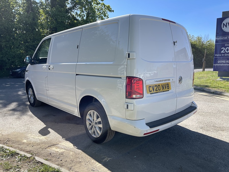Volkswagen Transporter 2.0 TDI T28 Highline FWD SWB Euro 6 (s/s) 5dr - U833