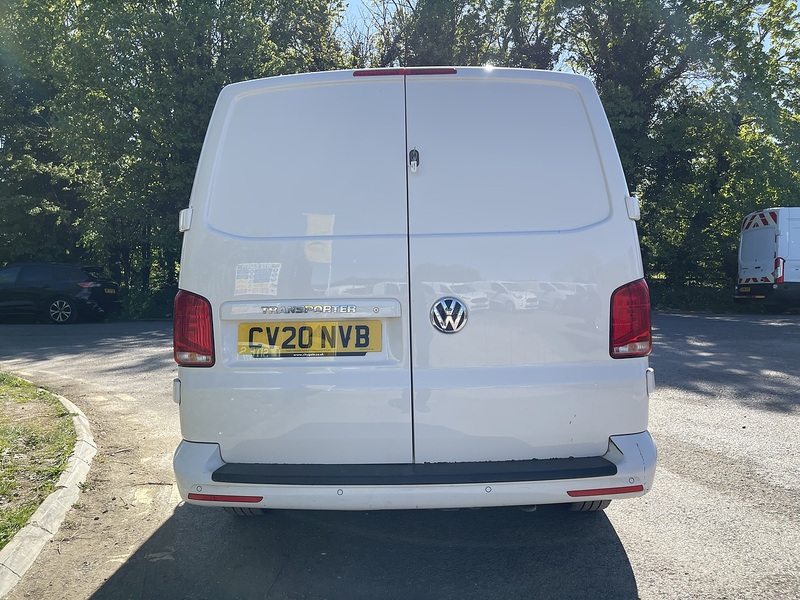 Volkswagen Transporter 2.0 TDI T28 Highline FWD SWB Euro 6 (s/s) 5dr - U833