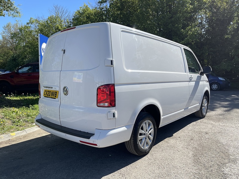 Volkswagen Transporter 2.0 TDI T28 Highline FWD SWB Euro 6 (s/s) 5dr - U833
