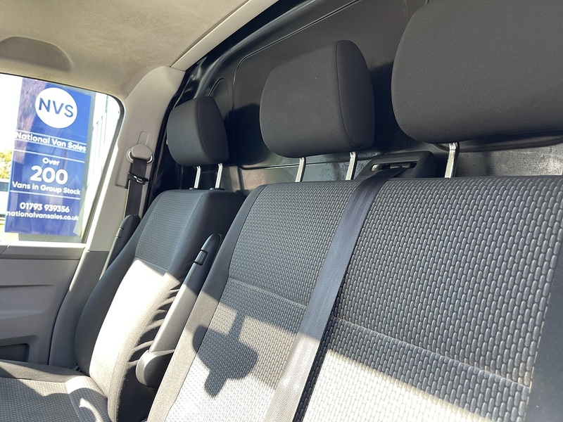 Volkswagen Transporter 2.0 TDI T28 Highline FWD SWB Euro 6 (s/s) 5dr - U833
