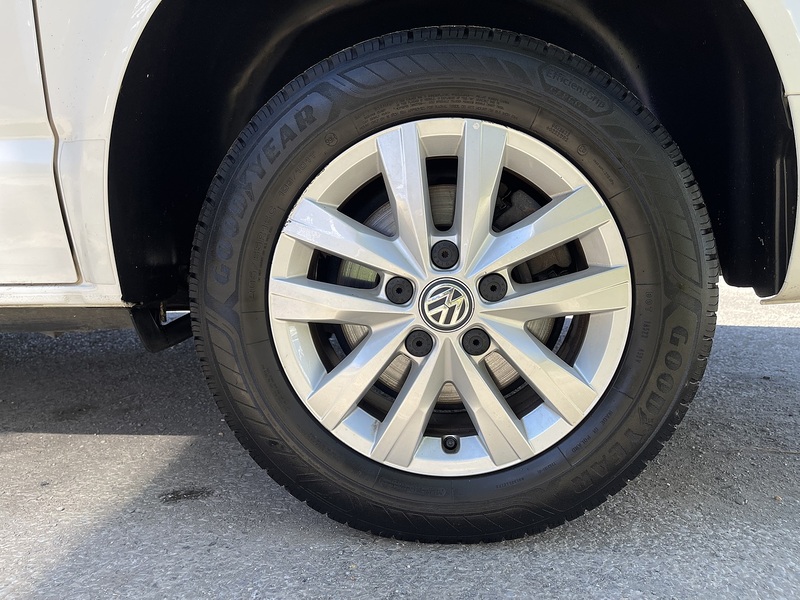 Volkswagen Transporter 2.0 TDI T28 Highline FWD SWB Euro 6 (s/s) 5dr - U833
