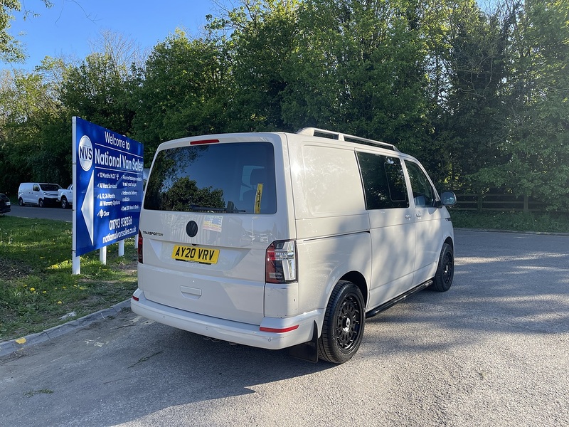 Volkswagen Transporter 2.0 TDI T32 Highline Kombi DSG FWD SWB Euro 6 (s/s) 5dr - U834