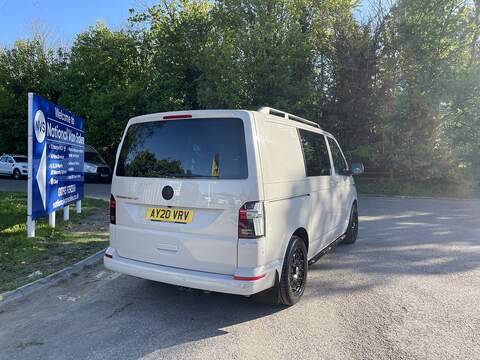 Volkswagen Transporter 2.0 TDI T32 Highline Kombi DSG FWD SWB Euro 6 (s/s) 5dr - U834