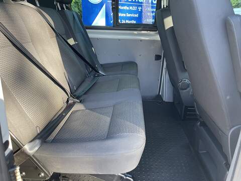 Volkswagen Transporter 2.0 TDI T32 Highline Kombi DSG FWD SWB Euro 6 (s/s) 5dr - U834
