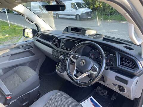 Volkswagen Transporter 2.0 TDI T32 Highline Kombi DSG FWD SWB Euro 6 (s/s) 5dr - U834