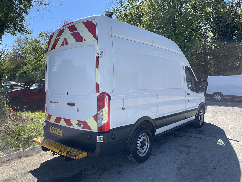Ford Transit 2.0 350 EcoBlue FWD L2 H3 Euro 6 5dr - U835