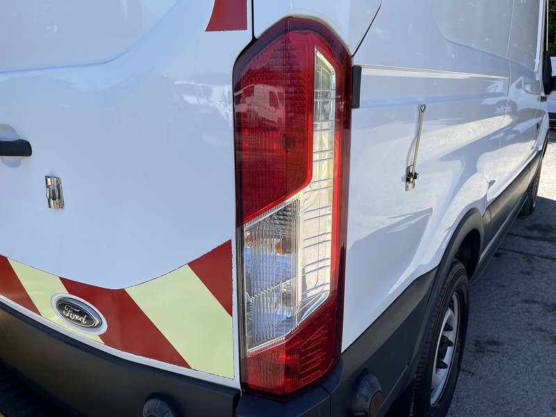 Ford Transit 2.0 350 EcoBlue FWD L2 H3 Euro 6 5dr - U835